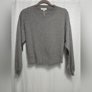 Ladies Heartloom Crewneck Cable Knit Sweater. NWT size L